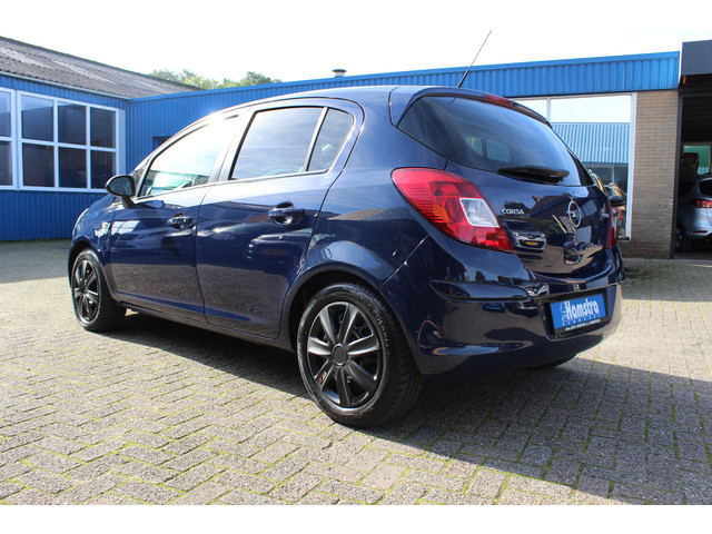 Foto 5 van Opel Corsa 1.2-16V '111' Edition Cruise - Airco (bj 2010)