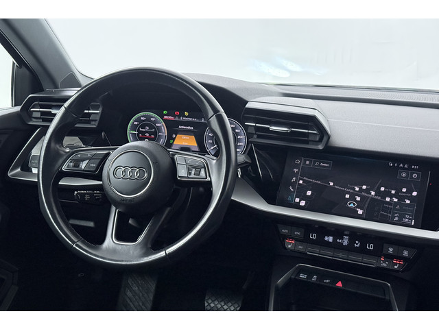 Foto 9 van Audi A3 Sportback 40 TFSI e Edition (TREKHAAK, STOELVERWARMING, CAMERA, DIGITALE COCKPIT)