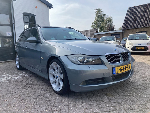 Foto 4 van BMW 3-serie Touring 325i Executive bomvolle auto, Panodak cruise, clima, Leer, i drive, bj 2005