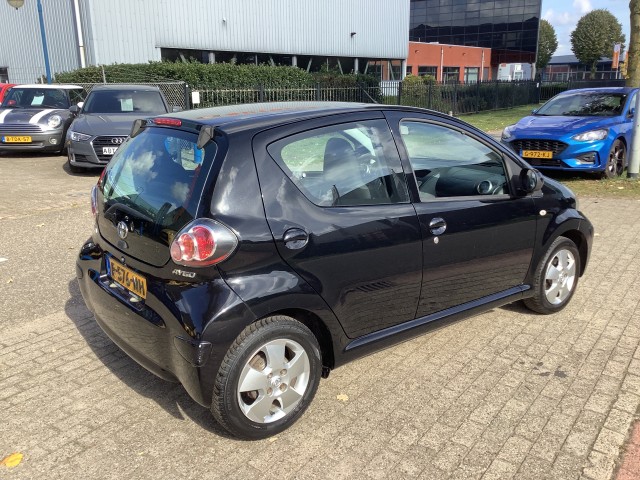 Foto 4 van TOYOTA AYGO 1.0-12V ACCESS