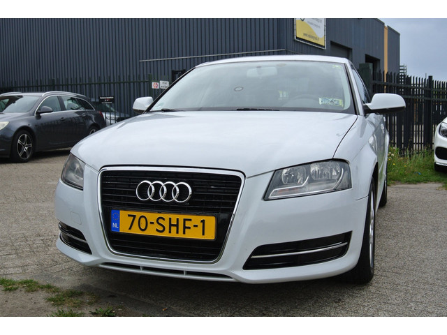 Foto 7 van Audi A3 Sportback 1.4 TFSI Attraction Pro Line airco apk 24-07-2027 inruil mogelijk nap