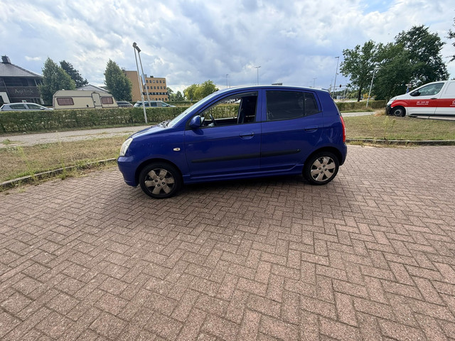 Foto 6 van Kia Picanto 1.0 Benzine - APK 07.2027 - KM 96.675 NAP