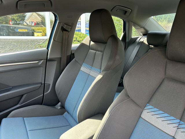 Audi A3 Limousine 30 TFSI Business edition (bj 2021)