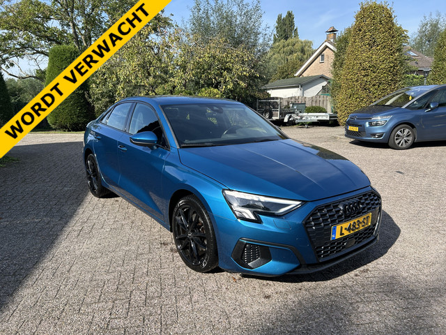 Foto 4 van Audi A3 Limousine 30 TFSI Business edition (bj 2021)