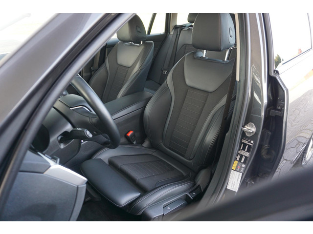 Foto 7 van BMW 3-serie Touring 330e | trekhaak | ACC