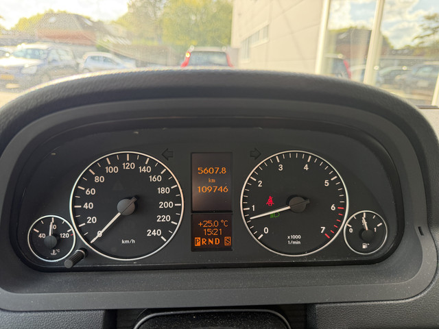 Foto 5 van Mercedes-Benz A-Klasse 160 Automaat Business Class Avantgarde Airco Navi Cruisecontrol