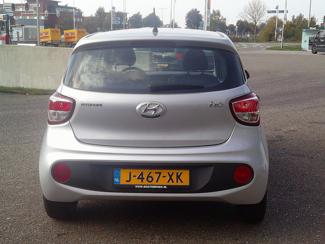 Foto 8 van Hyundai i10 1.0i i-Motion Comfort Staat in Hardenberg