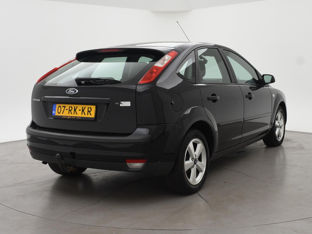 Foto 9 van Ford Focus 1.6-16V TITANIUM + TREKHAAK | CLIMATE CONTROL | CRUISE CONTROL | LMV