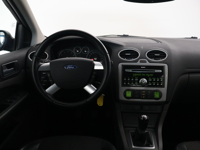 Foto 8 van Ford Focus 1.6-16V TITANIUM + TREKHAAK | CLIMATE CONTROL | CRUISE CONTROL | LMV