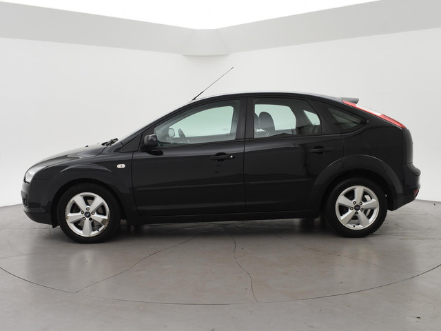 Foto 7 van Ford Focus 1.6-16V TITANIUM + TREKHAAK | CLIMATE CONTROL | CRUISE CONTROL | LMV