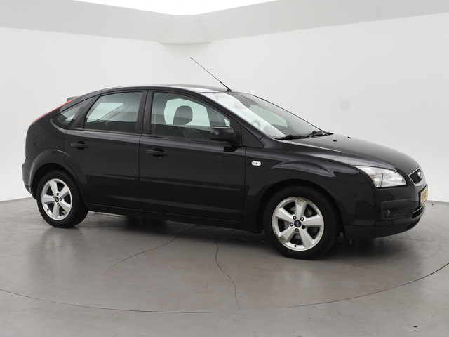 Ford Focus 1.6-16V TITANIUM + TREKHAAK | CLIMATE CONTROL | CRUISE CONTROL | LMV