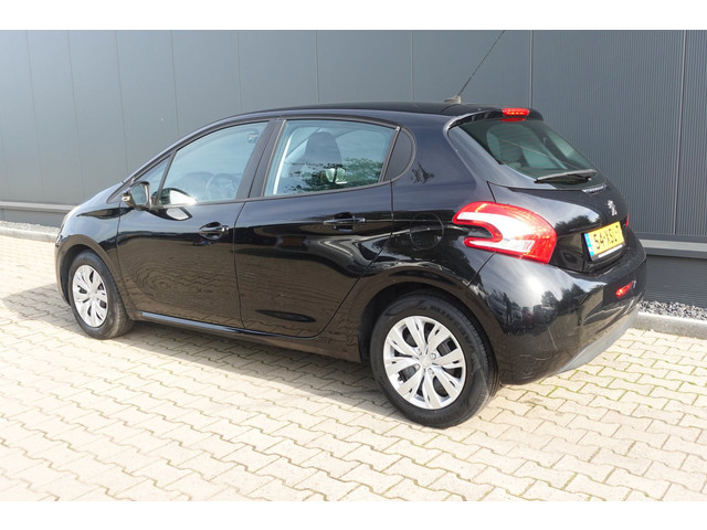 Foto 10 van Peugeot 208 1.2 VTi Access