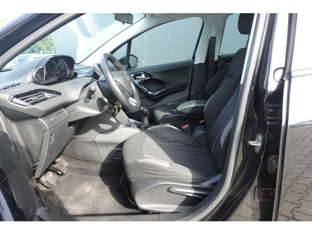 Foto 8 van Peugeot 208 1.2 VTi Access