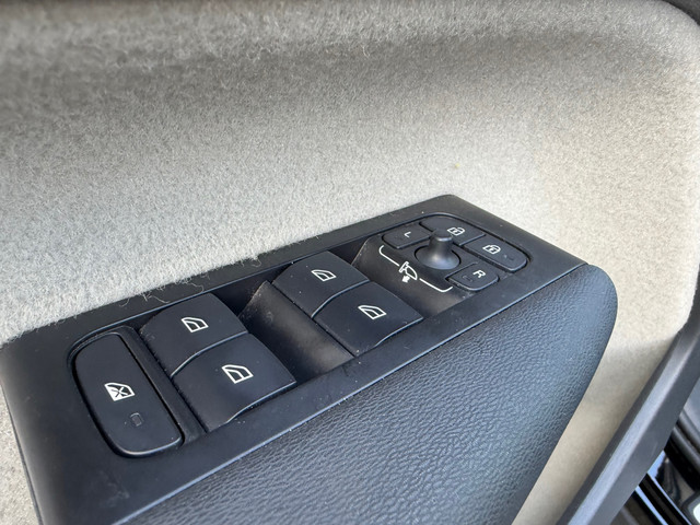 Foto 7 van Volvo XC40 1.5 T4 Recharge R-Design Leer, Harman/Kardon, Camera, elk Kofferklep & Full Led