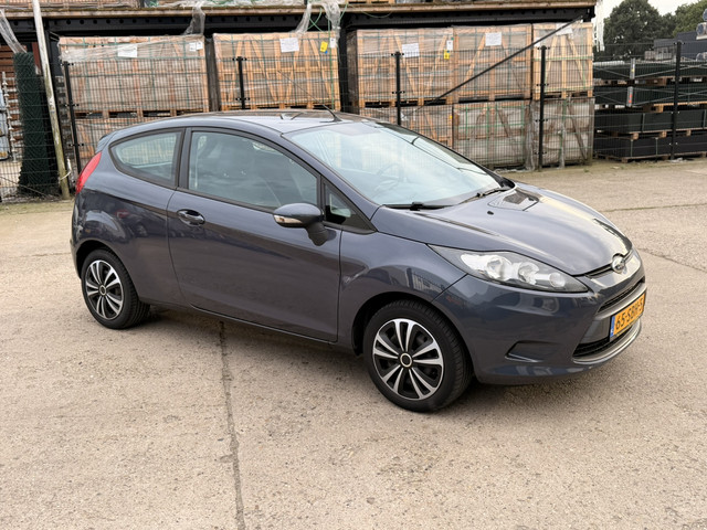 Foto 10 van Ford Fiesta 1.25 Limited, AIRCO, APK TOT 11-09-27, ELEK-RAMEN, RADIO-CD-MP3-AUX, ISOFIX, AIRBAGS, CE