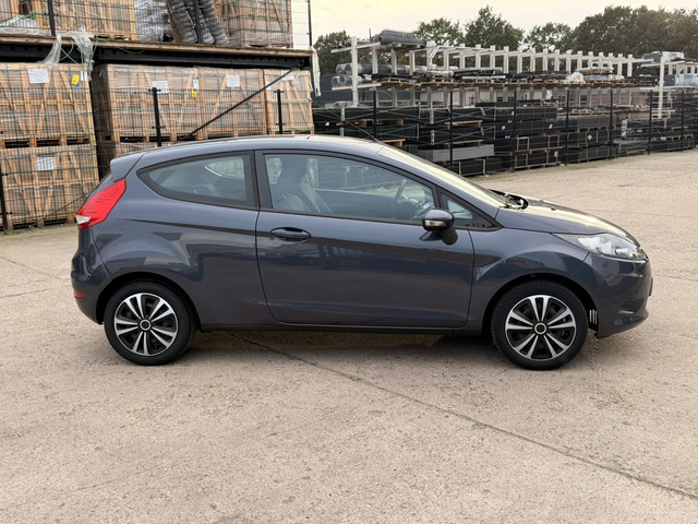 Ford Fiesta 1.25 Limited, AIRCO, APK TOT 11-09-27, ELEK-RAMEN, RADIO-CD-MP3-AUX, ISOFIX, AIRBAGS, CE