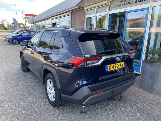 Foto 3 van Toyota RAV4 2.5 Hybrid AWD Business (bj 2021, automaat)