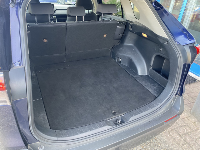 Foto 4 van Toyota RAV4 2.5 Hybrid AWD Business (bj 2021, automaat)