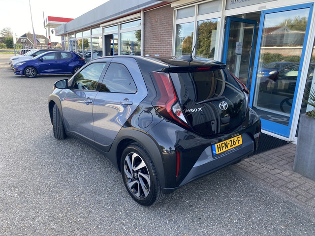 Foto 3 van Toyota Aygo X 1.0 VVT-i MT Team D Bi Tone Apple Carplay Android Auto