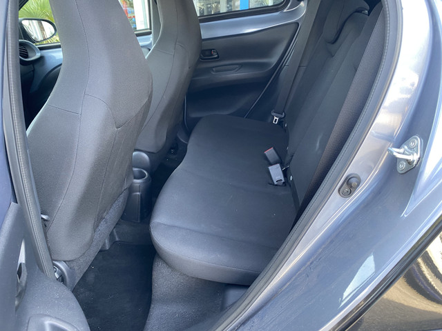 Foto 6 van Toyota Aygo X 1.0 VVT-i MT Team D Bi Tone Apple Carplay Android Auto