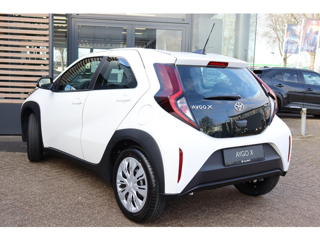 Foto 6 van Toyota Aygo X Hybrid 115 play , Nieuw en snel leverbaar met €1.500 inruilvoordeel!!