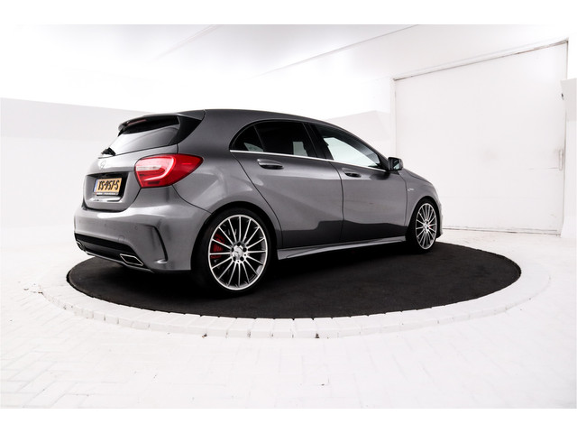 Foto 8 van Mercedes-Benz A-Klasse AMG 45 4MATIC - Camera, Harman/Kardon, Navigatie,