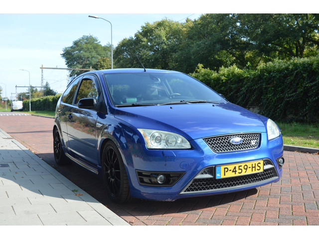 Foto 8 van Ford Focus 2.5-20V ST Recaro super onderhouden !!!