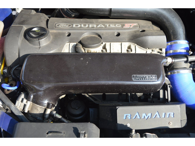 Foto 2 van Ford Focus 2.5-20V ST Recaro super onderhouden !!!