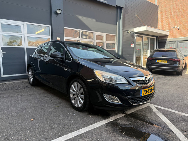 Foto 9 van Opel Astra 1.4 Turbo GT