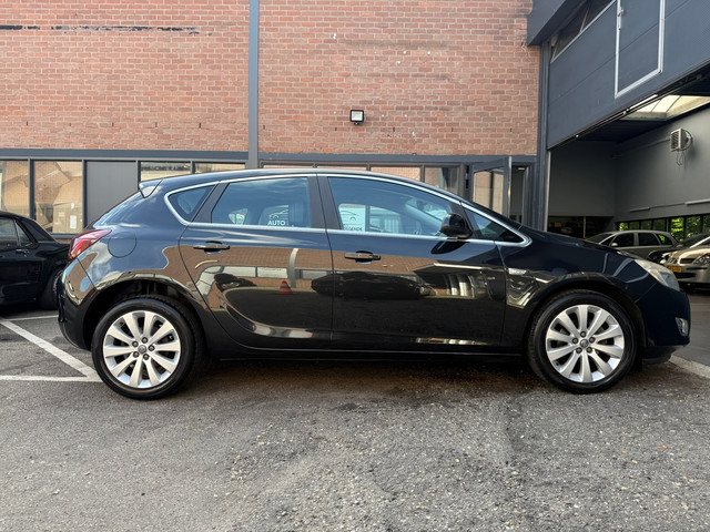 Foto 8 van Opel Astra 1.4 Turbo GT