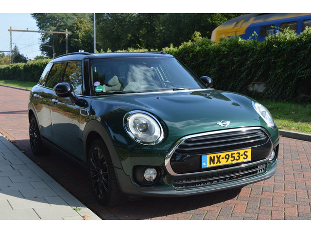 Foto 8 van Mini Clubman 1.5 Cooper Chili Serious Business Volledig onderhoud aanwezig