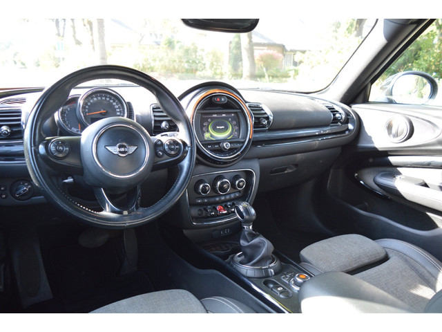 Foto 4 van Mini Clubman 1.5 Cooper Chili Serious Business Volledig onderhoud aanwezig