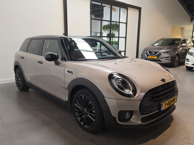 Foto 9 van MINI Clubman 1.5 Cooper MINI Yours - Apple Carplay/Android Auto - Stoelverwarming - Sfeerverlichting