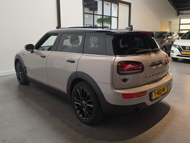 Foto 4 van MINI Clubman 1.5 Cooper MINI Yours - Apple Carplay/Android Auto - Stoelverwarming - Sfeerverlichting