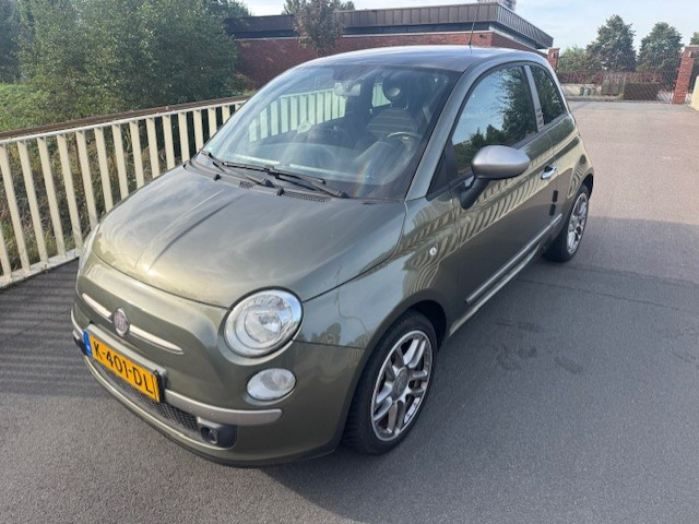 Foto 2 van Fiat 500 1.2 Lounge Diesel Edition (bj 2010)