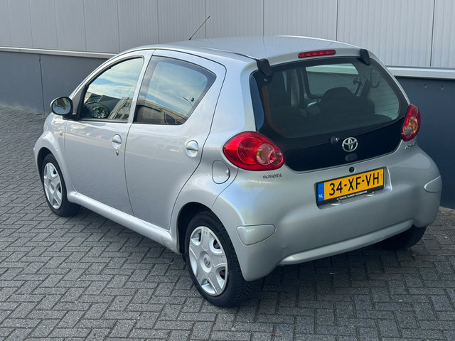 Foto 3 van Toyota Aygo 1.0-12V + Elektrische Ramen Carplay Nieuwe apk NAP