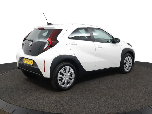 Foto 3 van Toyota Aygo X 1.0 VVT-i MT Play | CarPlay/Android auto | Cruise control | Airco |