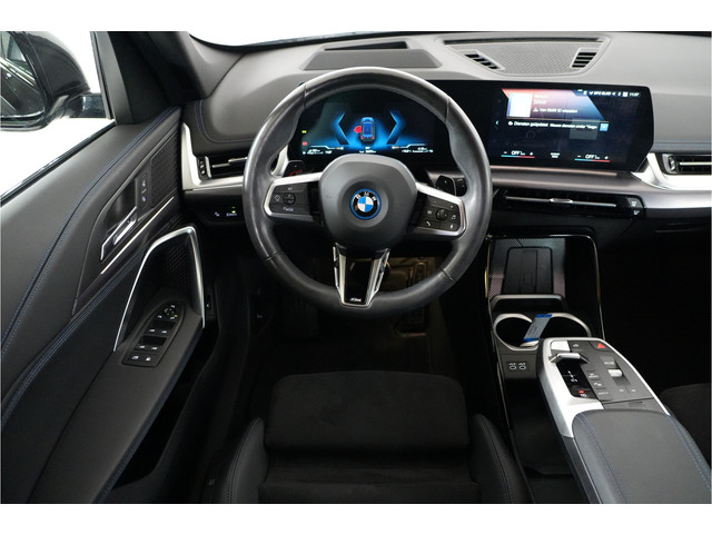 BMW X1 xDrive30e M-sport | Pano | 360° Camera | Remote 3D View | HUD | SOH 91,02% |