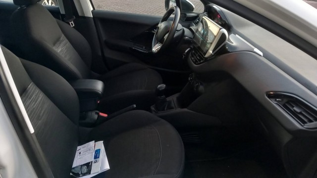 Foto 4 van PEUGEOT 208 1,0 VTI Access