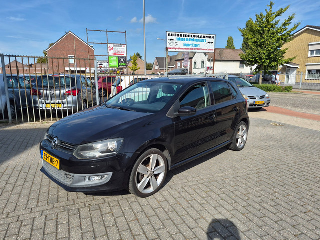 Foto 10 van Volkswagen Polo 1.4-16V Highline