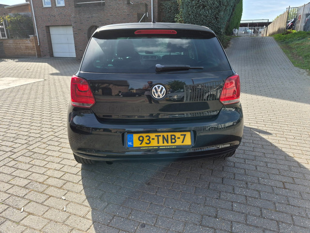 Foto 4 van Volkswagen Polo 1.4-16V Highline