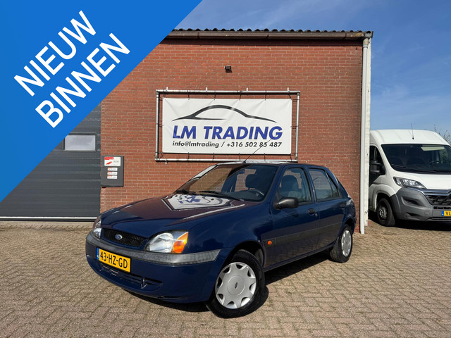 Foto 10 van Ford Fiesta 1.3-8V Classic 5-DEURS APK 01-10-27 RIJD/SCHAKELD GOED 2 SLEUTELS NAP!
