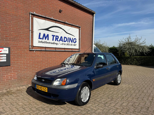 Foto 9 van Ford Fiesta 1.3-8V Classic 5-DEURS APK 01-10-27 RIJD/SCHAKELD GOED 2 SLEUTELS NAP!