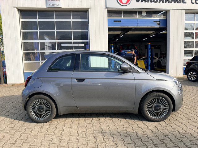 Foto 4 van Fiat 500 Icon 42 kWh SCHUIF KANTELDAK, PDC V+A (RIJKLAAR V+A)