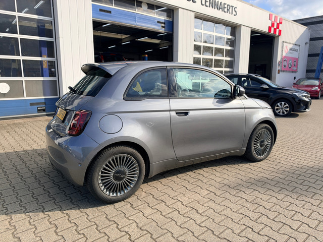 Foto 2 van Fiat 500 Icon 42 kWh SCHUIF KANTELDAK, PDC V+A (RIJKLAAR V+A)