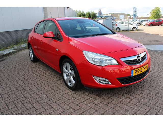 Foto 10 van Opel Astra 1.6 Edition
