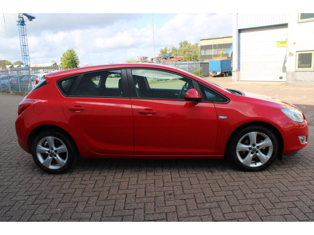 Foto 7 van Opel Astra 1.6 Edition