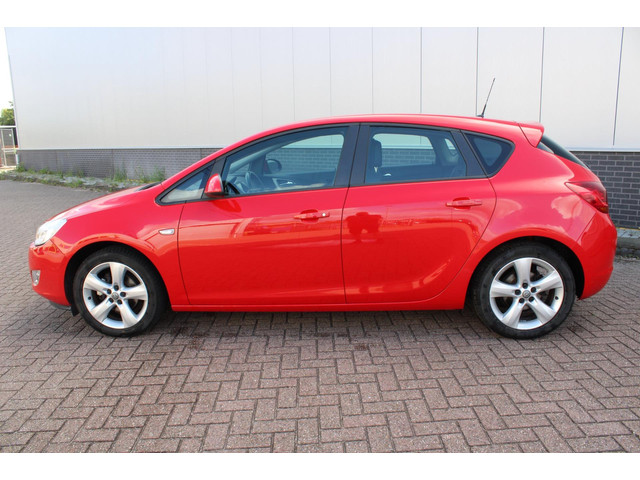 Foto 6 van Opel Astra 1.6 Edition