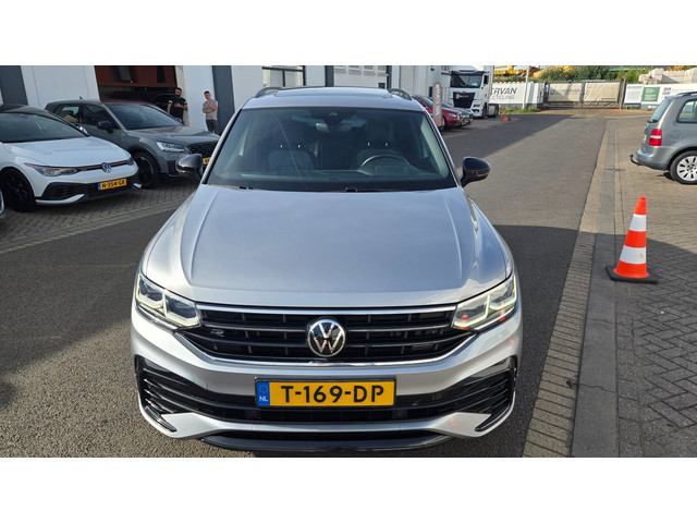 Foto 9 van Volkswagen Tiguan Allspace 1.5 TSI R-Line Business+ 7p.|Pan.dak|Btw Auto|