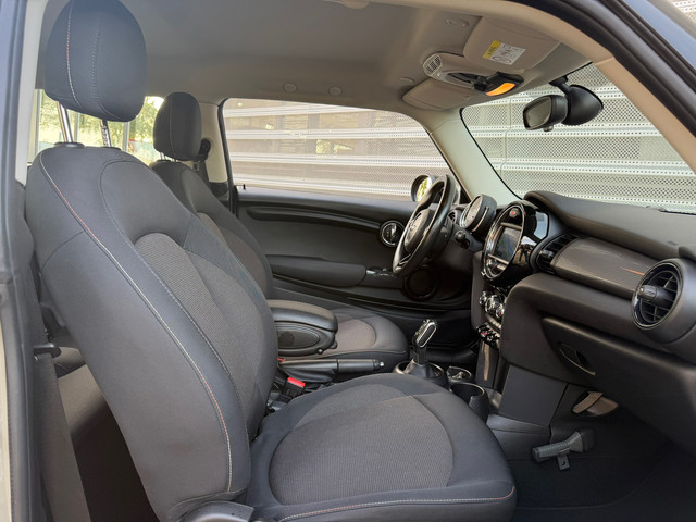 Mini 3-Deurs 1.5 Cooper Pepper Autom|Carplay|Origineel-NL|Navi|PDC|136PK|Cruisecontrol
